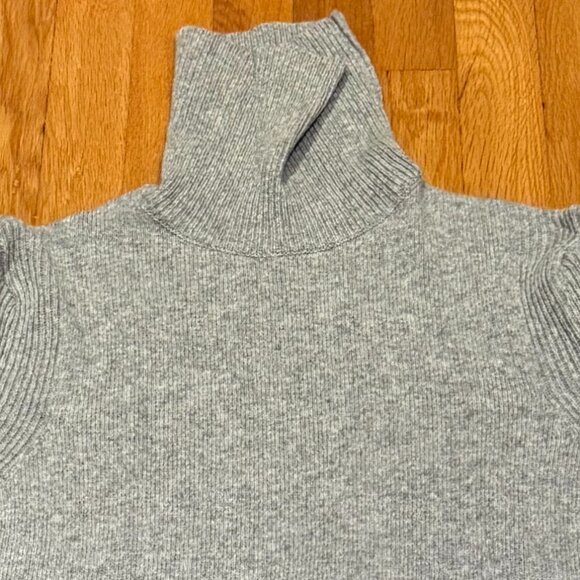 Fusalp Grey Turtleneck ski sweater in heather grey, Size XL - Picture 4 of 4